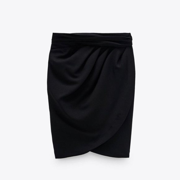 ZARA BLACK DRAPED MINI SKIRT - Picture 2 of 5